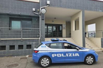 Policoro, ha un nome e un volto il fermato per l'omicidio nella notte tra sabato e domenica. Il sindaco: «Proclamato lutto cittadino»