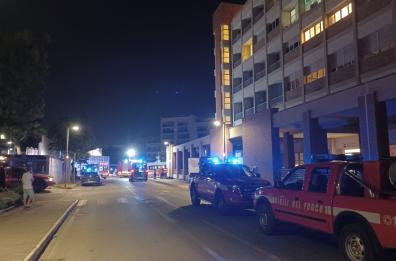 Bari, incendio al Policlinico: chiuso il Pronto soccorso, riaprirà entro le 20