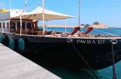 Nella Marina di Brindisi è ormeggiato il Pacha III, yacht d'epoca della famiglia reale di Montecarlo