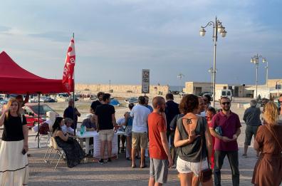 Autonomia differenziata, banchetti a Torre a Mare: in tanti a firmare la petizione 