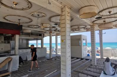 Gallipoli, il declino del Samsara: da regno dell'happy hour a bivacco per senzatetto
