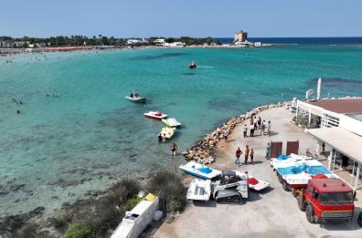 Sant'Isidoro, rimossi 15 pedalò ormeggiati abusivamente nella baia 