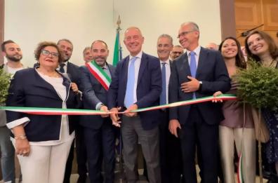 Urso inaugura a Taranto la prima Casa del Made in Italy in Puglia