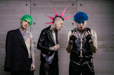 La Sad in concerto a Gallipoli: «Oggi più consapevoli, energia punk ma anche progettualità»