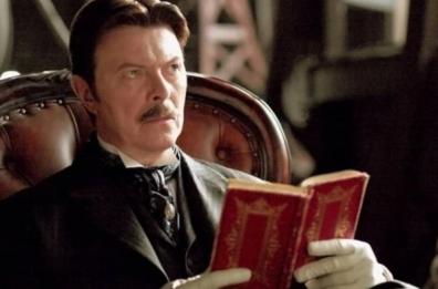 Il gioco spietato di due maghi dapprima amici e poi rivali nel film «The Prestige» di Nolan