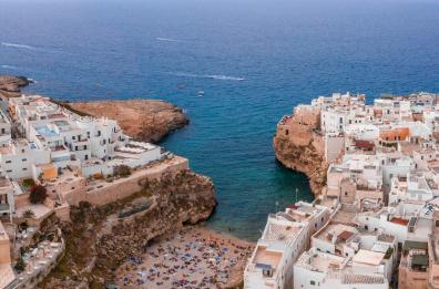 Prenotano sul web la casa delle vacanze nel Barese ma scoprono di essere stati truffati