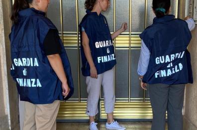 Case-vacanza sovraffollate: controlli a Gallipoli, scoperte 73 persone in più dei limiti consentiti