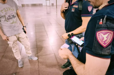 Bambino in affido portato via dalla madre: ricerche in corso in Salento