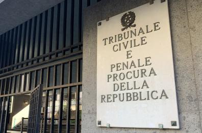 Taranto, colpì il figliastro con un coltello a serramanico. Il gip: l'80enne resti in cella