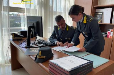 Frode fiscale con fatture false, sequestro da 3 milioni: società operavano anche a Manfredonia