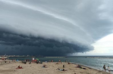 Maltempo, nuova allerta gialla in Puglia: il 5 settembre temporali in arrivo