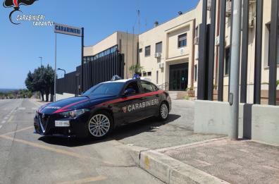 Massafra, restano in carcere i tre indagati per violenza sessuale: «Stupratori indifferenti all’altrui dignità»