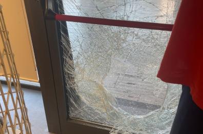 Ladri irrompono di notte nella biblioteca di Taranto, il Comune: «Atto deplorevole»