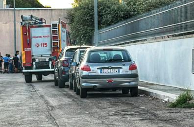 Cavallino, 12enne rimane con il braccio incastrato in una ringhiera: è grave