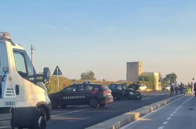 Auto contro trattore sulla Torre a Mare-Noicattaro: grave conducente della vettura
