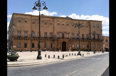 «Quando le porte delle case resteranno di nuovo aperte», a Manduria teatro ispirato alla cronaca
