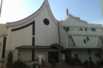 Barletta, troppi vandali fuori la chiesa del Buon Pastore: donate tre videocamere di sorveglianze