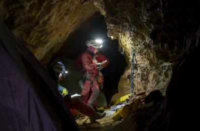 Da Martina Franca in Albania, gruppo di speleologi scopre labirinto di 10 km in una grotta albanese