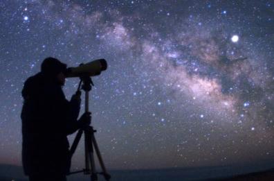 Da Valenzano a Stanford per «esplorare» le stelle: premiato ricercatore 29enne