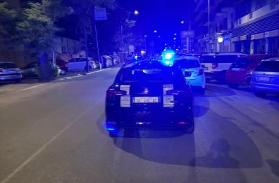 Foggia, investe con l'auto una ragazza a piedi e le presta soccorso: la 19enne in rianimazione