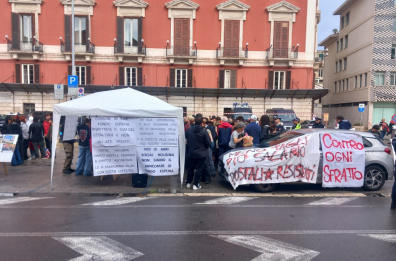 Parco Gentile, a Bari la protesta: «Si sospendano gli sfratti»
