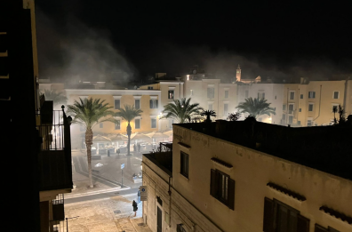 Trani, bomba carta in piazza Teatro. E ora l’«open air» trasloca per sempre