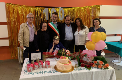 Un secolo di vita per Filomena: è festa a Mottola