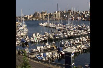 Interventi abusivi, a Brindisi  a rischio chiusura la Lega Navale