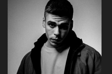 Da Molfetta il rapper !DEA presenta «Gerda», storia della fotografa Taro tra amore e resilienza