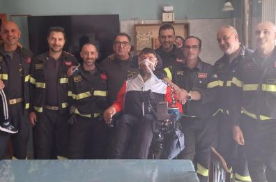 Gravina, black-out blocca il respiratore che tiene in vita un ragazzo malato: i vigili del fuoco portano un generatore