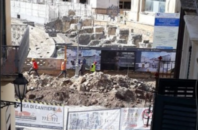 Anfiteatro romano di Lecce, chiesto il proseguimento degli scavi archeologici