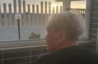 Anziani, malati ma esclusi dalle Rsa: i drammi sulle spalle delle famiglie pugliesi