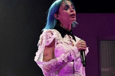 Rose Villain instancabile conquista anche Roma: «“Click Boom” mi ha cambiato la vita, il 2025 sarà il nostro anno»