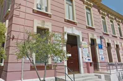 Barletta, il nonno vigile emblema di sicurezza. Davanti alle scuole il presidio a tutela dei bambini