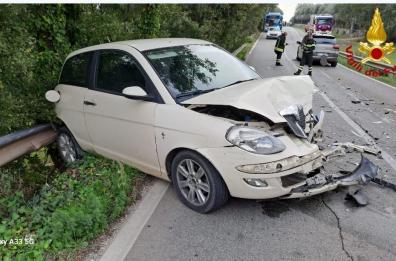 Violento incidente tra Cisternino e Ostuni: tre persone in ospedale