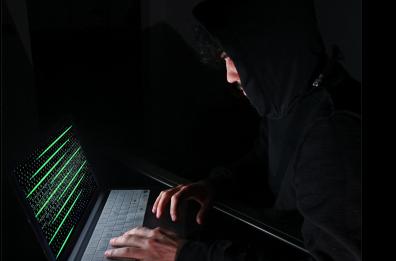Il faro degli «spioni» milanesi su un dirigente Arpa Puglia: scrivevano un dossier sui suoi trascorsi giudiziari