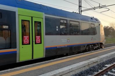 «Tuo figlio capostazione se mi dai 14mila euro»: un tarantino a giudizio