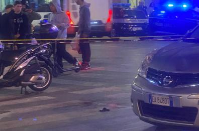 Bari, coppia investita mentre attraversa sulle strisce in Corso Vittorio Emanuele