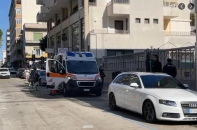 Lecce, cadde dall'impalcatura di un palazzo: 5 indagati per la morte di un ingegnere 72enne