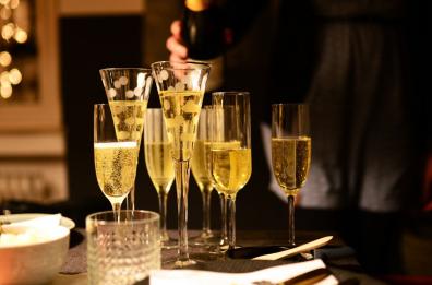 Monopoli, arriva La Festa delle Bolle: una grande occasione per gli appassionati di vino e champagne