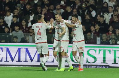 Salernitana-Bari: vittoria per i biancorossi, il match finisce 0-2