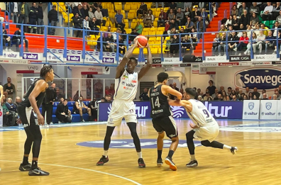 Basket, con una partita tutto cuore e grinta Brindisi è tornato