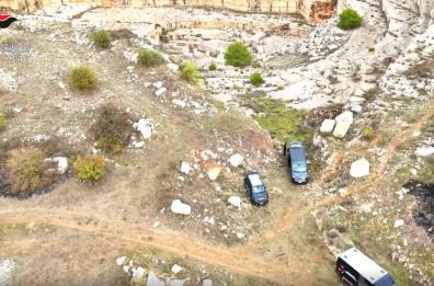 Più di 350kg di esplosivo in un furgone a Minervino Murge, finisce fuori strada durante la fuga: arrestati due incensurati
