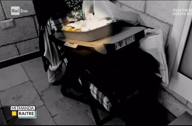 Il caso dei ristoranti in casa di Bari Vecchia arriva in Rai: «La pasta fresca insieme ai vestiti usati delle signore»