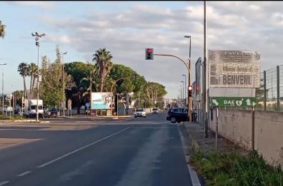 Taviano, 16enne impenna con lo scooter e investe un carabiniere: 46enne in ospedale