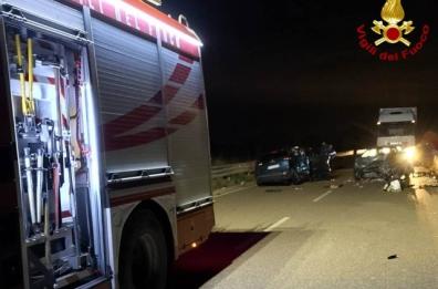 Incidente sulla provinciale 231 all’altezza di Terlizzi: c'è una vittima. Traffico in tilt. Tre ricoverati in codice rosso
