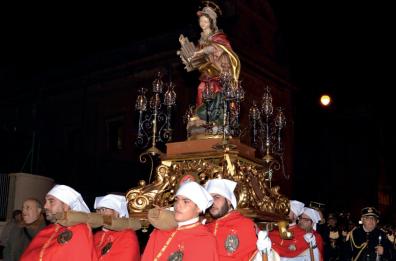 Taranto, inizia il Natale più lungo d'Italia: la magia di Santa Cecilia
