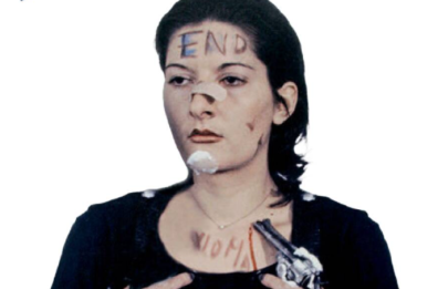 Marina Abramović, le&nbsp;opere, la rabbia e l&rsquo;orgoglio