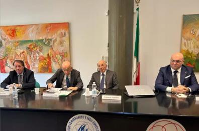 Giustizia, il viceministro Sisto a Bari: «Nei processi penali abbiamo ridotti i tempi del 29%»