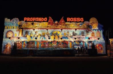 Una famiglia di giostrai pugliesi tra luci e ombre: su Sky da domani «I re del luna park»